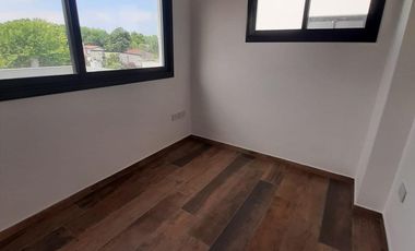 DUPLEX A ESTRENAR