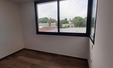 DUPLEX A ESTRENAR