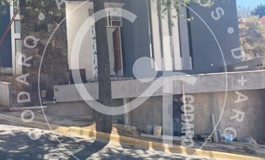 Venta de Residencia en Lomas de Vallescondido