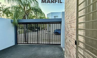 Casa en Venta de 1 Planta de 3 Recámaras Norte de Colima cerca Plaza Zentralia