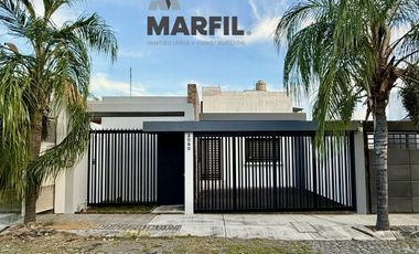 Casa en Venta de 1 Planta de 3 Recámaras Norte de Colima cerca Plaza Zentralia