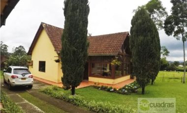 casa campatre en setor el yarumo