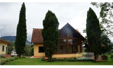 casa campatre en setor el yarumo