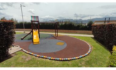 VIANTT, 52 M2, ASCENSOR, 2 ALCOBAS, GARAJE