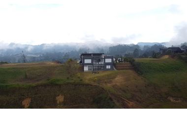 Casa campestre de lujo en exclusiva parcelación – El Retiro, Antioquia