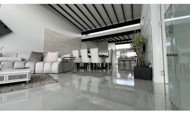 Casa campestre de lujo en exclusiva parcelación – El Retiro, Antioquia