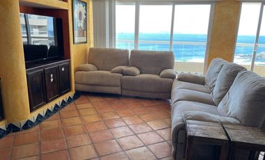 Condominio en Renta Frente a la Playa