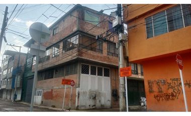 VENTA DE CASA BODEGA ESQUINERA  PORTAL AMERICAS VILLA LA LOMA