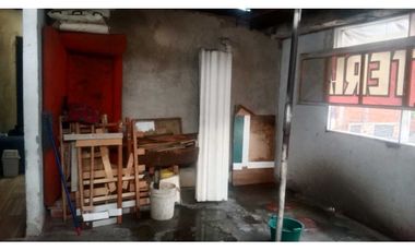 VENTA DE CASA BODEGA ESQUINERA  PORTAL AMERICAS VILLA LA LOMA