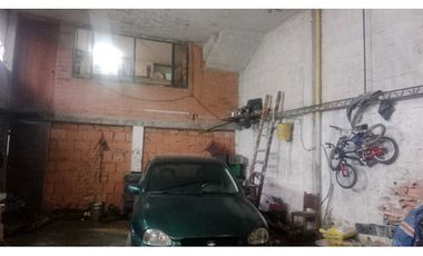 VENTA DE CASA BODEGA ESQUINERA  PORTAL AMERICAS VILLA LA LOMA