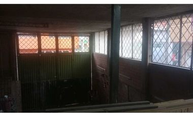 VENTA DE CASA BODEGA ESQUINERA  PORTAL AMERICAS VILLA LA LOMA