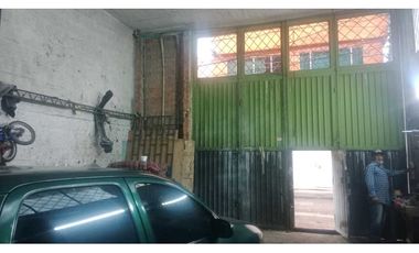 VENTA DE CASA BODEGA ESQUINERA  PORTAL AMERICAS VILLA LA LOMA