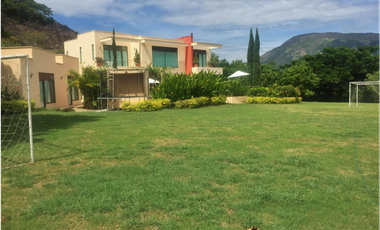 CASA EN CONDOMINIO PUENTE DE PIEDRA APULO (CUNDINAMARCA)