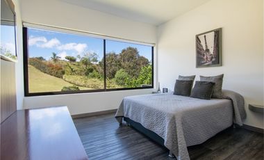 Venta de Casa Campestre en EL Retiro sector Piccolo