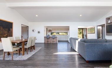 Venta de Casa Campestre en EL Retiro sector Piccolo