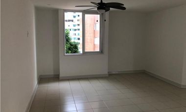 Apartamento edf. Seguros Bolivar con vista al centro amurallado