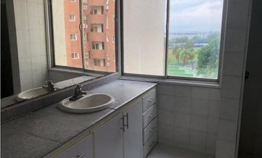Apartamento edf. Seguros Bolivar con vista al centro amurallado