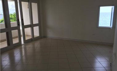 Apartamento edf. Seguros Bolivar con vista al centro amurallado