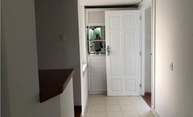 Apartamento edf. Seguros Bolivar con vista al centro amurallado