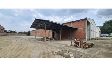 VENTA DE BODEGA ARROYOHONDO YUMBO