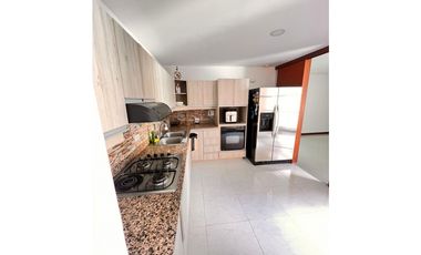 Apartamento en Arriendo Amoblado en Envigado la Frontera