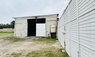 Pequeña bodega en renta en Miradores del Mar