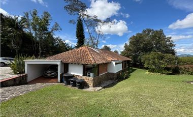 Vendo casa campestre colonial en parcelacion