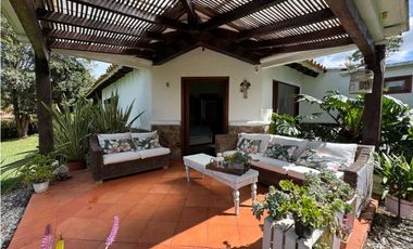 Vendo casa campestre colonial en parcelacion