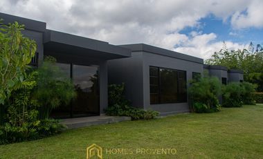 Casa en Venta Nueva en Llanogrande Rionegro