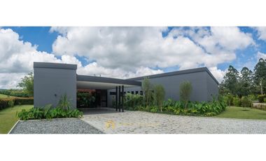 Casa en Venta Nueva en Llanogrande Rionegro