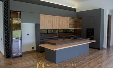 Casa en Venta Nueva en Llanogrande Rionegro