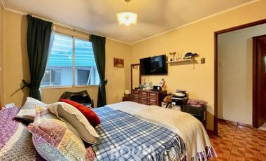 LINDA CASA EN SECTOR MUY TRANQUILO