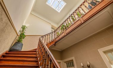 EXCELENTE CASA DE ESTILO - VENTA - 6 AMB - SUITE - PATIO - PARRILLA - BELGRANO R