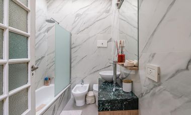 EXCELENTE CASA DE ESTILO - VENTA - 6 AMB - SUITE - PATIO - PARRILLA - BELGRANO R