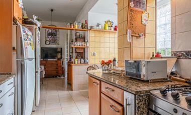 EXCELENTE CASA DE ESTILO - VENTA - 6 AMB - SUITE - PATIO - PARRILLA - BELGRANO R