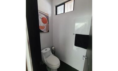 Casa en venta Urbanizacion Altos de Manta Beach.