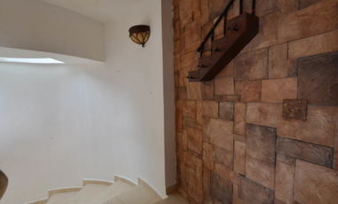 se vende casa en altos de maria