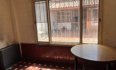 Chalet en venta en Bernal Oeste