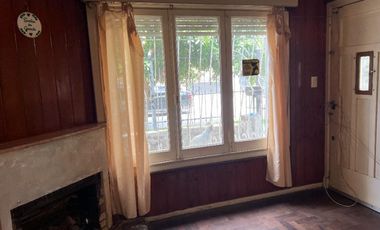 Chalet en venta en Bernal Oeste