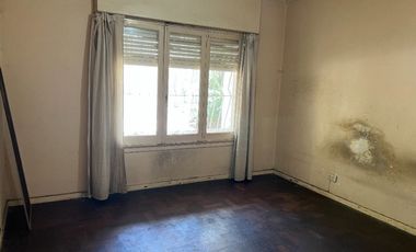 Chalet en venta en Bernal Oeste