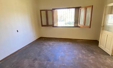 Casa en venta en Lanus Oeste