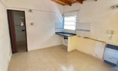 Casa en venta en Lanus Oeste