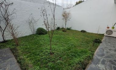 Chalet en venta en Ezpeleta Oeste