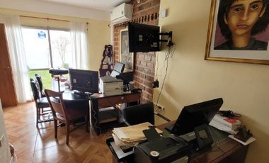 Chalet en venta en Ezpeleta Oeste