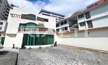 Casa Comercial Quito Tennis Bajo