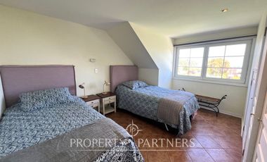 Casa emplazada en 2 sitios Santa María del Mar