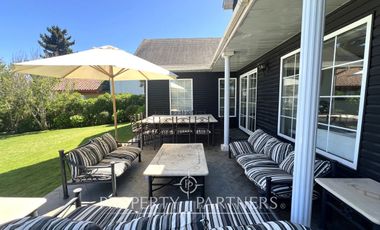 Casa emplazada en 2 sitios Santa María del Mar