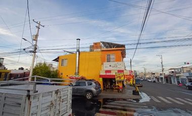 CASA EN VENTA CON USO DE SUELO COMERCIAL EN QUERÉTARO