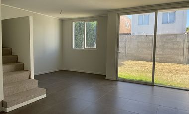 CASAS EN VENTA EN ISLA DE MAIPO (CÓD. 437)
