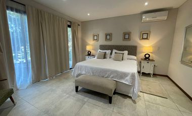 Casa de 6 ambientes en venta en COSTA ESMERALDA - DEPORTIVO II LOTE 400